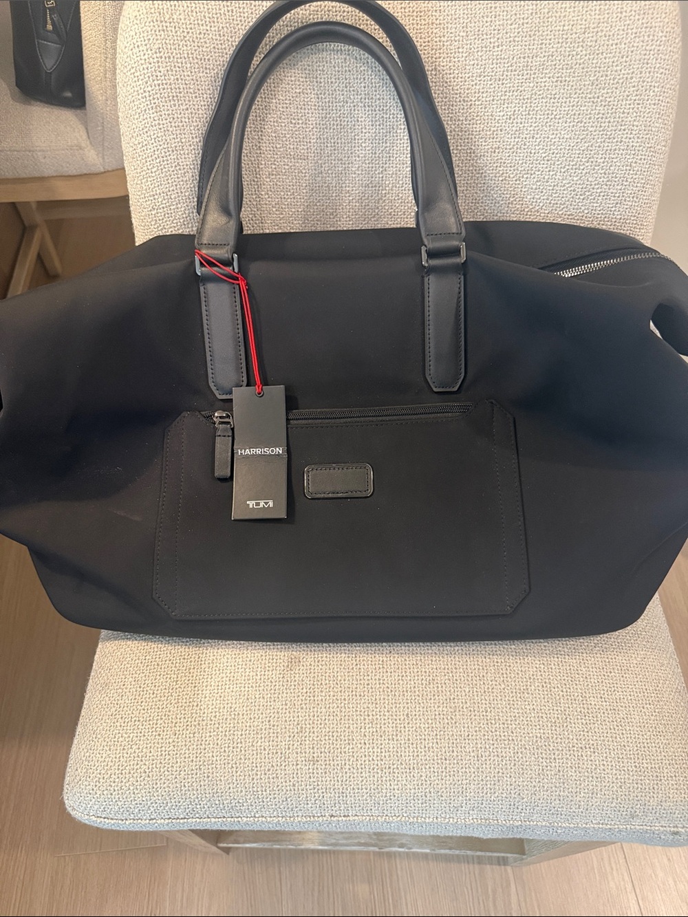 NWT Tumi Black Harrison Duffel with Leather Trim - Picture 3 of 7